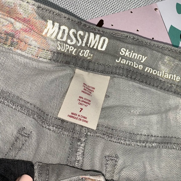 Mossimo Supply Co.’ Floral Skinny Jeans - Picture 7 of 10